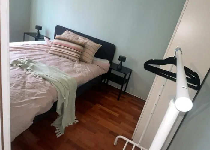 Bo Midt I Fargegata! Apartamento *